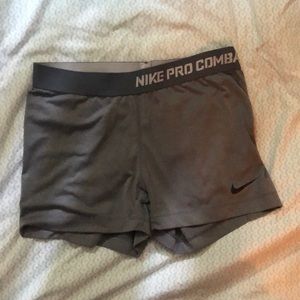 💫Nike workout shorts💫
